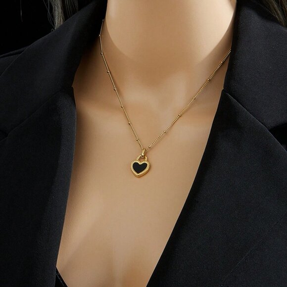 Black & White Double-Sided Heart Pendant Necklace and Earrings SET - Picture 1 of 9